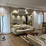 Resa - Intero Allogio Villa Orikum